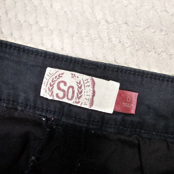 Women's SO Shorts Black Shorty Shorts Nice and comfortable Size 0 - Picture 5 of 14